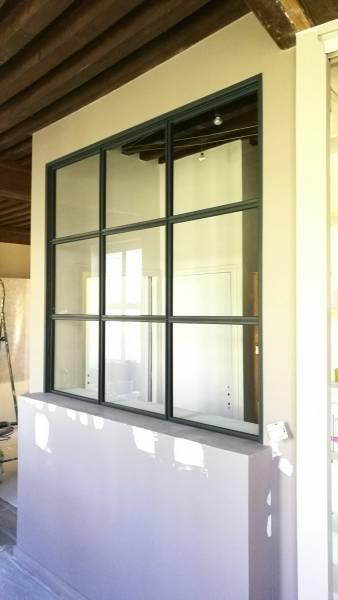 Fabrication et pose d'une verrière industrielle à Chaponost à proximité de Lyon