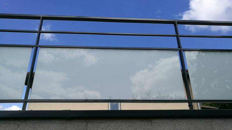 Garde corps vitré sur BRIGNAIS