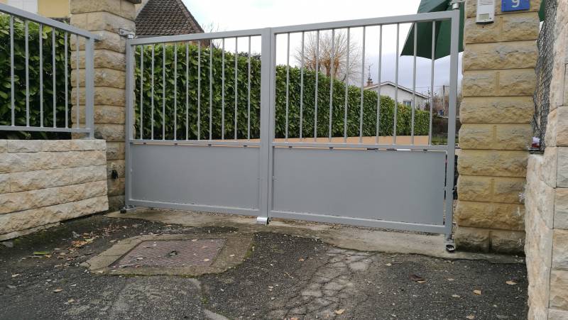 Réalisation de portail et clôture sur la commune de Craponne