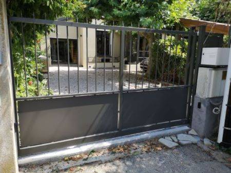 Création d'un portail coulissant près de Lyon